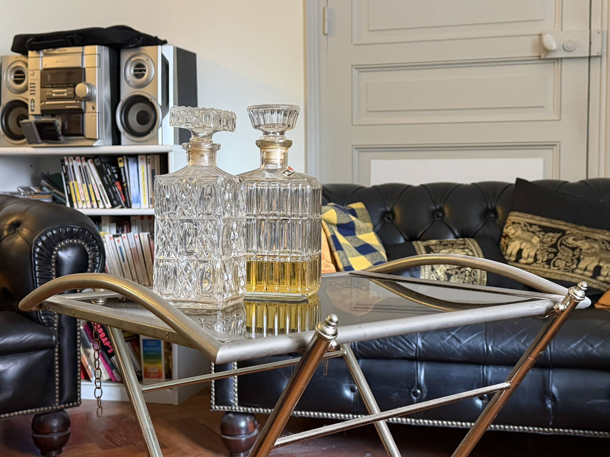 Nickel-plated metal dessert trolley