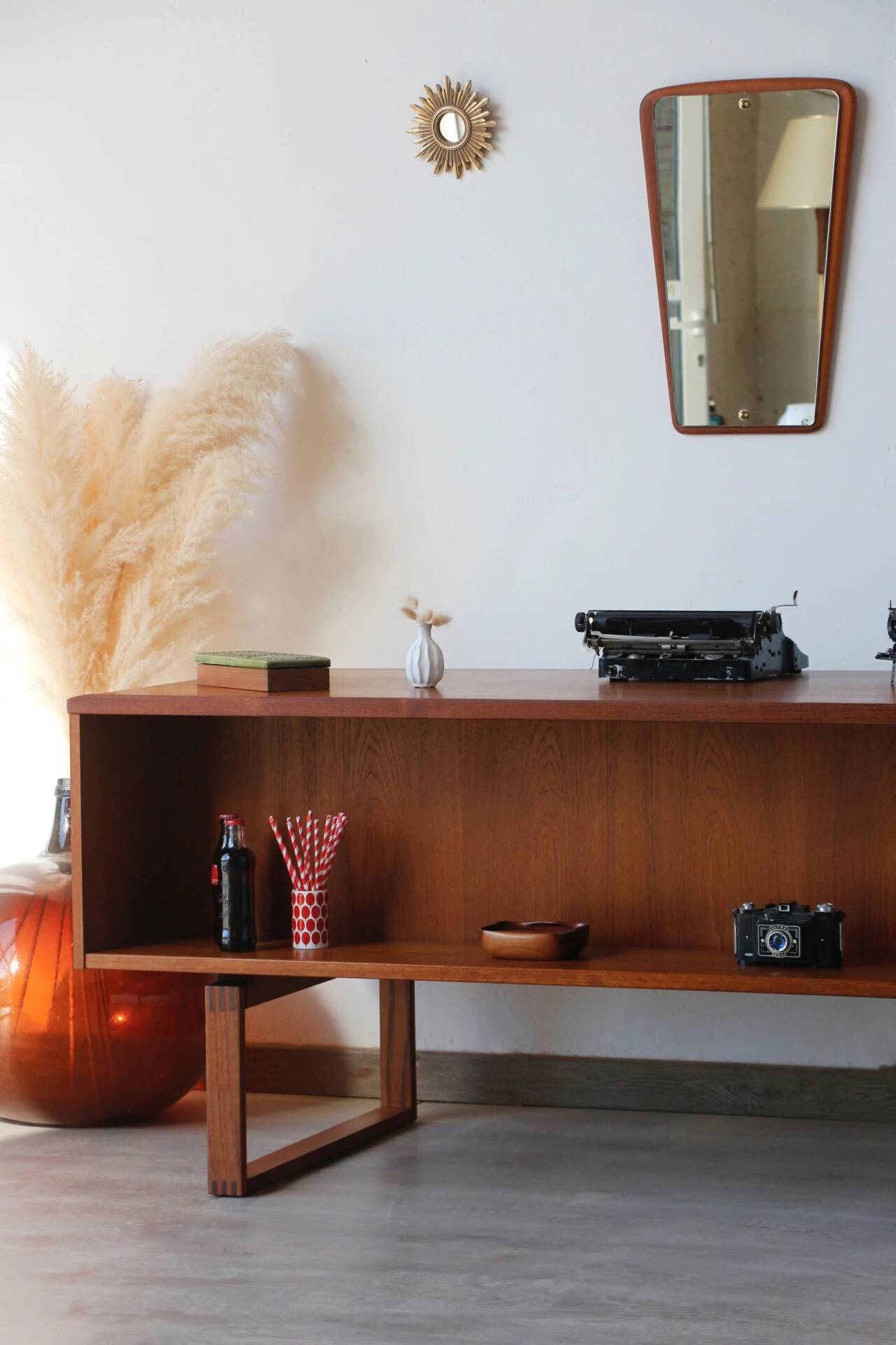 Bureau freestanding teck scandinave années 60 | Dyrlund
