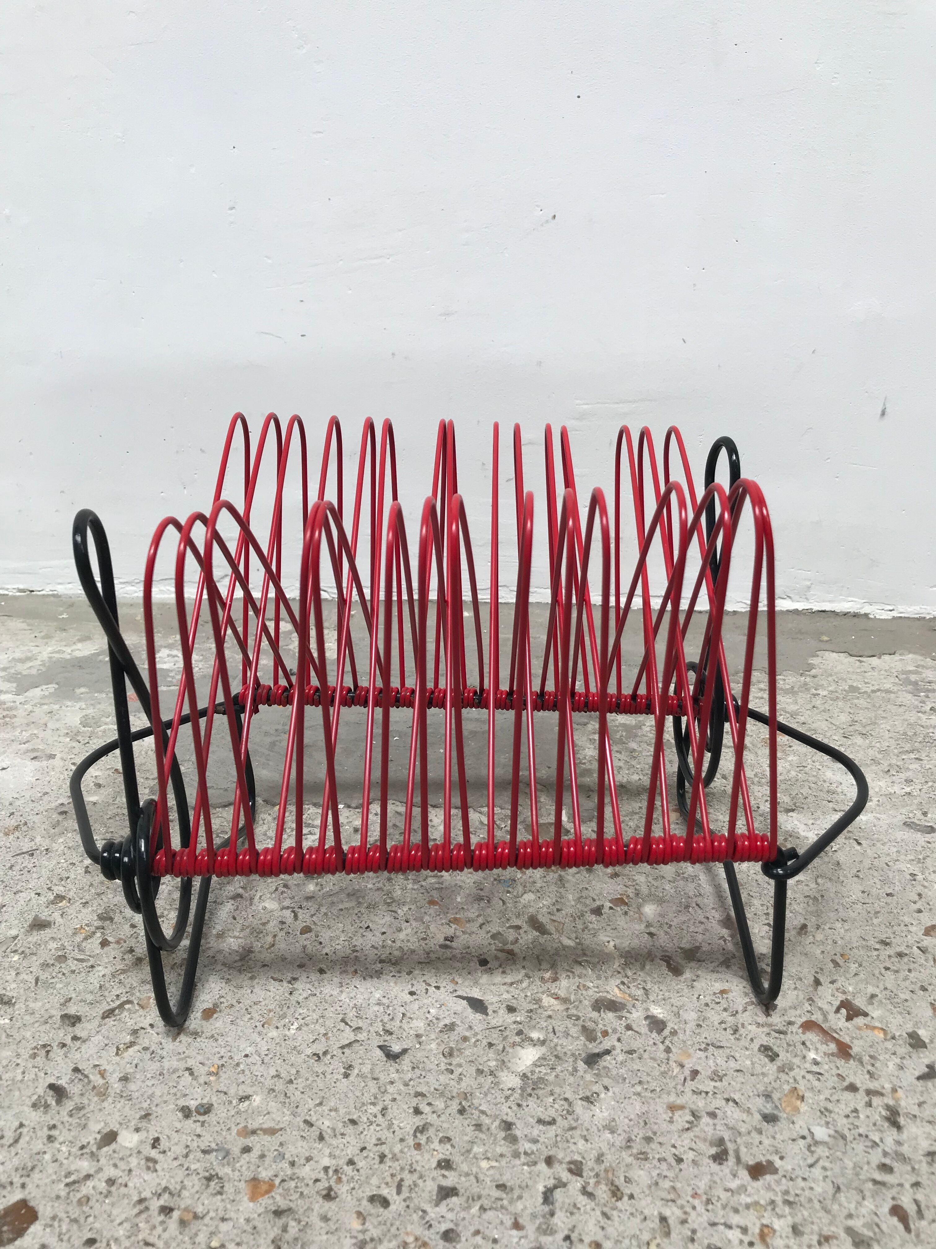 Scoubidou vinyl record holders