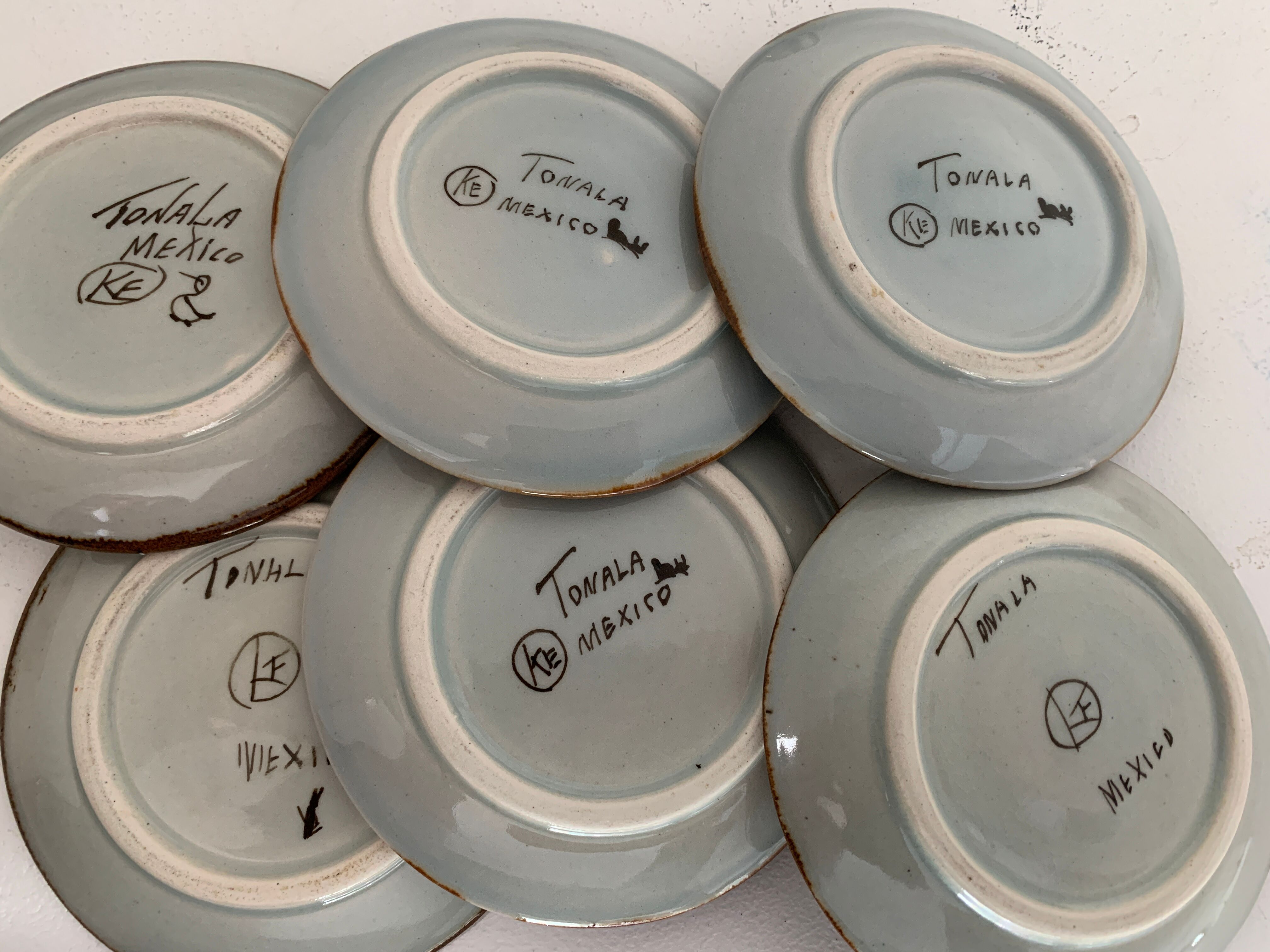 6 ceramic cups Ken Edwards, Tonala, Mexico, with sub cups and sugar