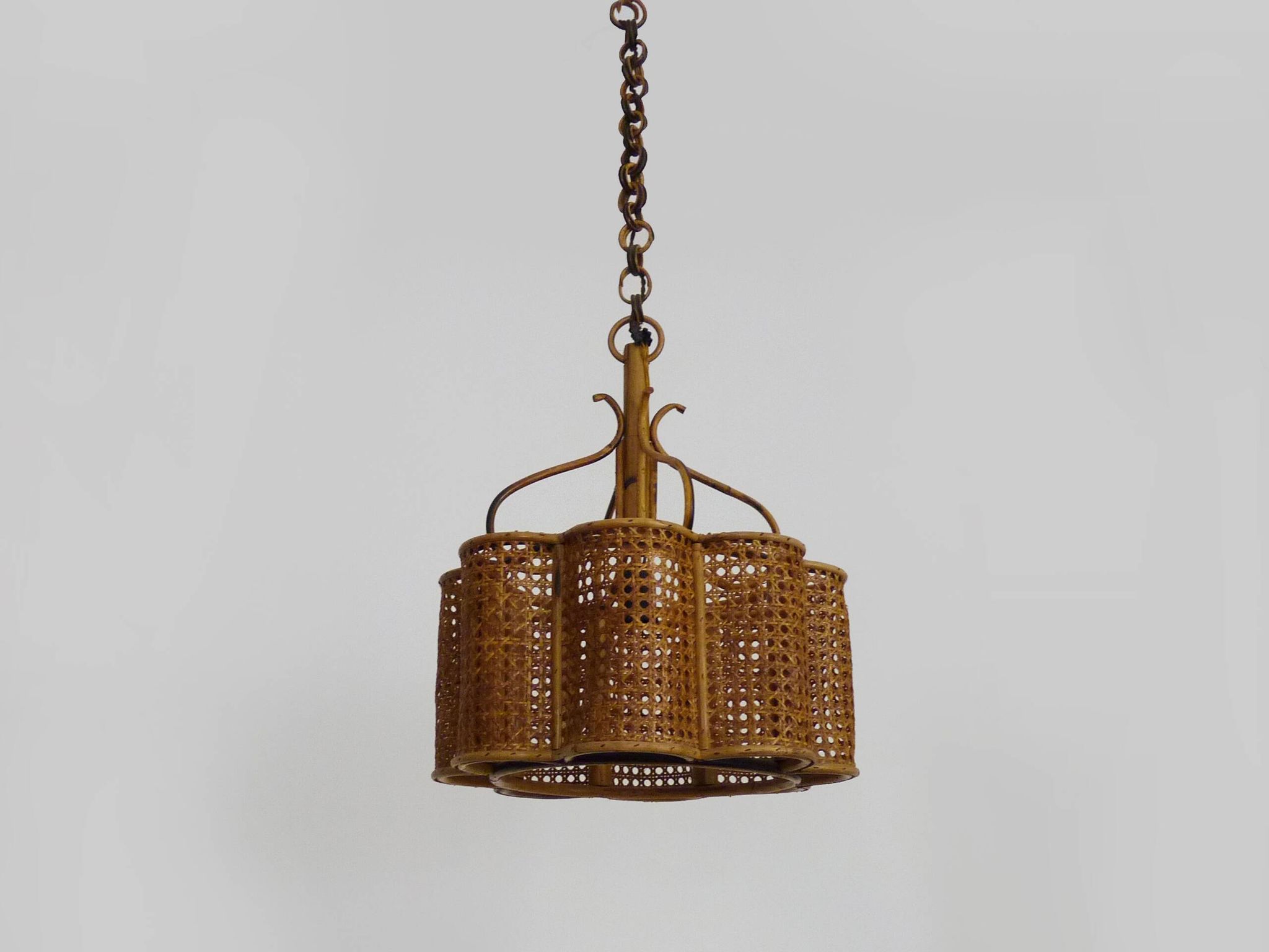 Ancienne suspension en rotin et cannage. Vintage années 60 70