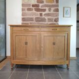 Justin, the understated and chic buffet in solid oak.