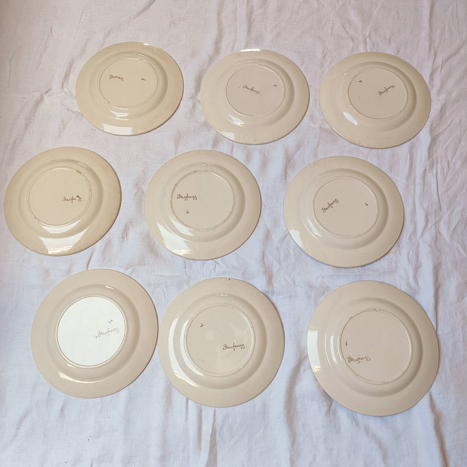 Flat plates late 19th century Joseph Hannong