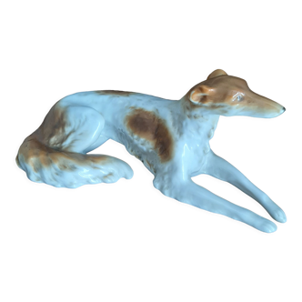 Chien porcelaine