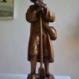 Grande sculpture bois d'un homme avec sa pelle à grain 52 cm