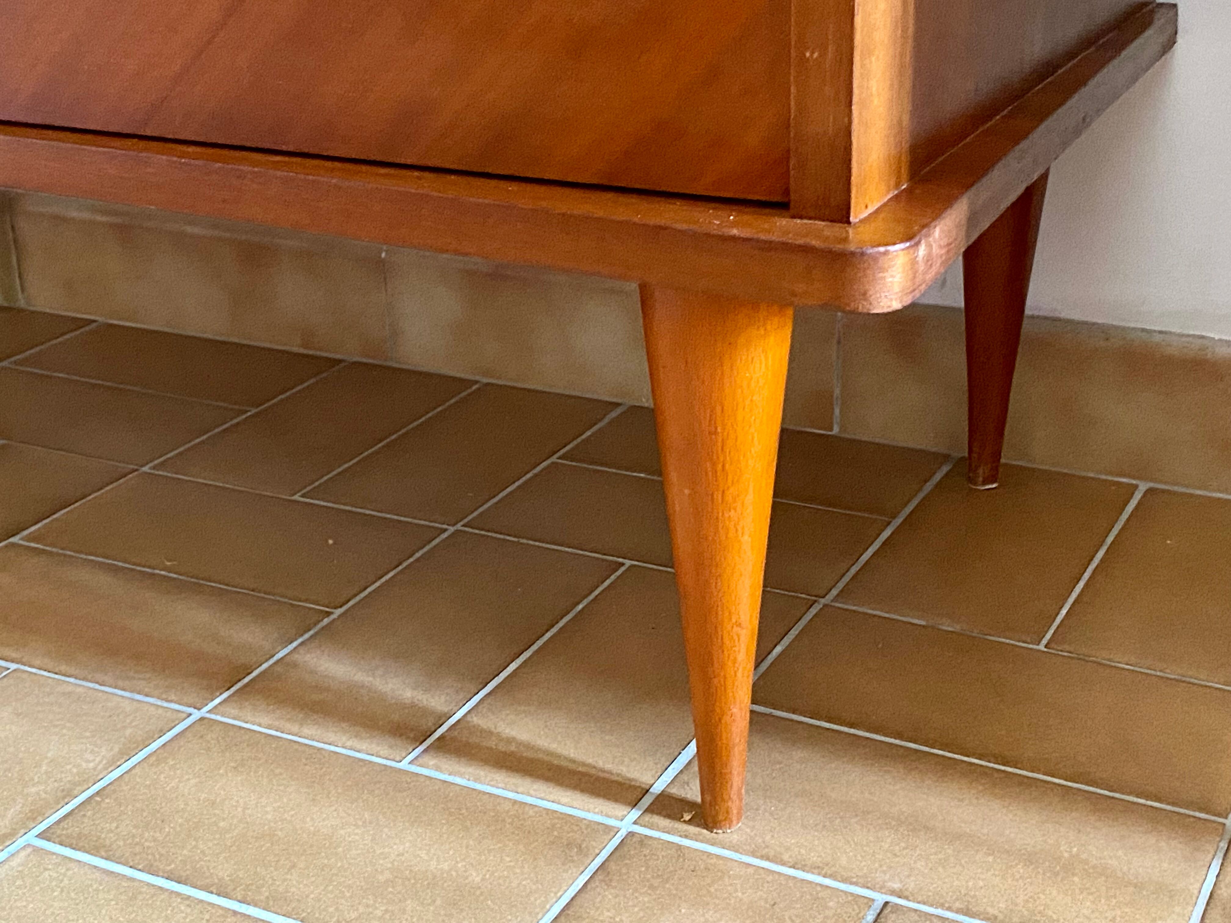 Vintage chest of drawers
