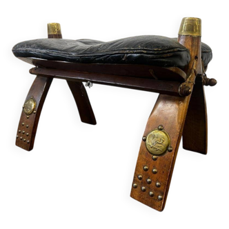 Vintage wooden pouf / camel bench / footrest