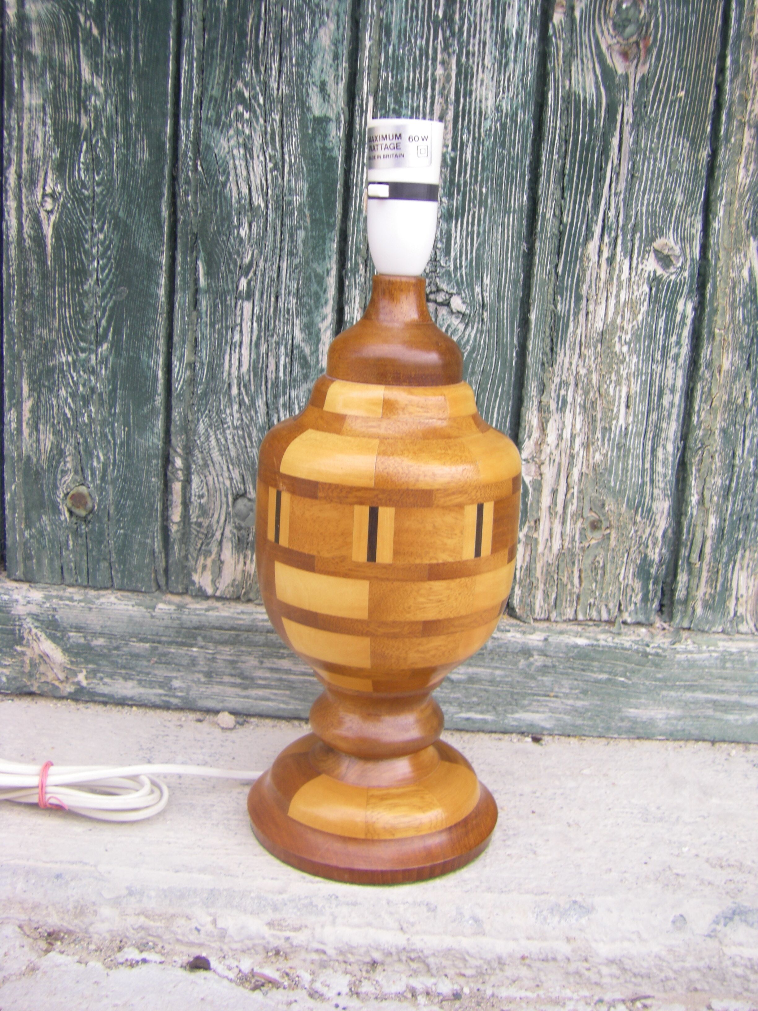 Vintage lamp stand