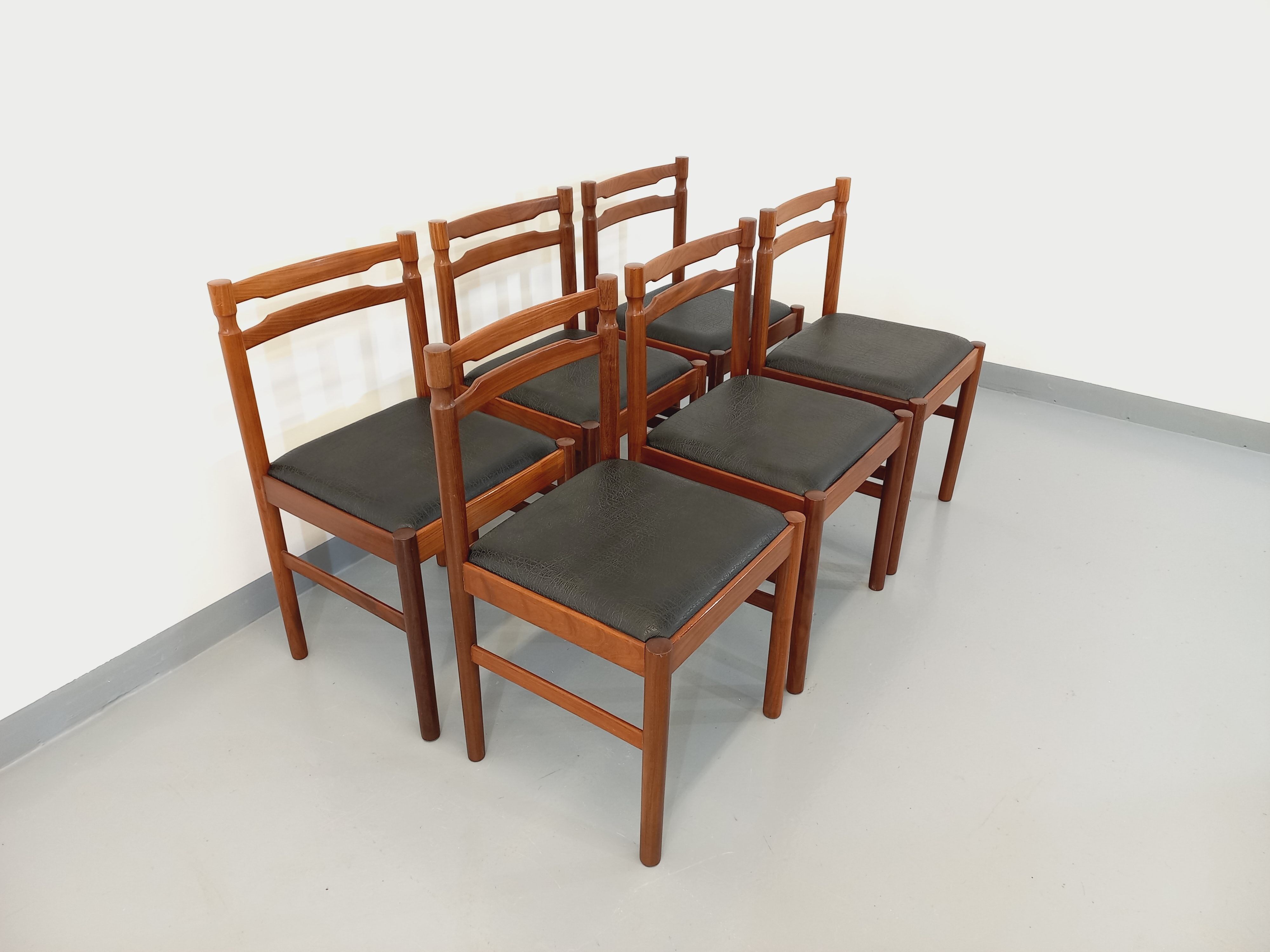 Suite of 6 vintage Scandinavian teak and skai chairs from the 60s