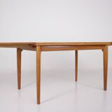 Grete Jalk & Glostrup extending table.