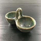 Servant salt flamed green pepper