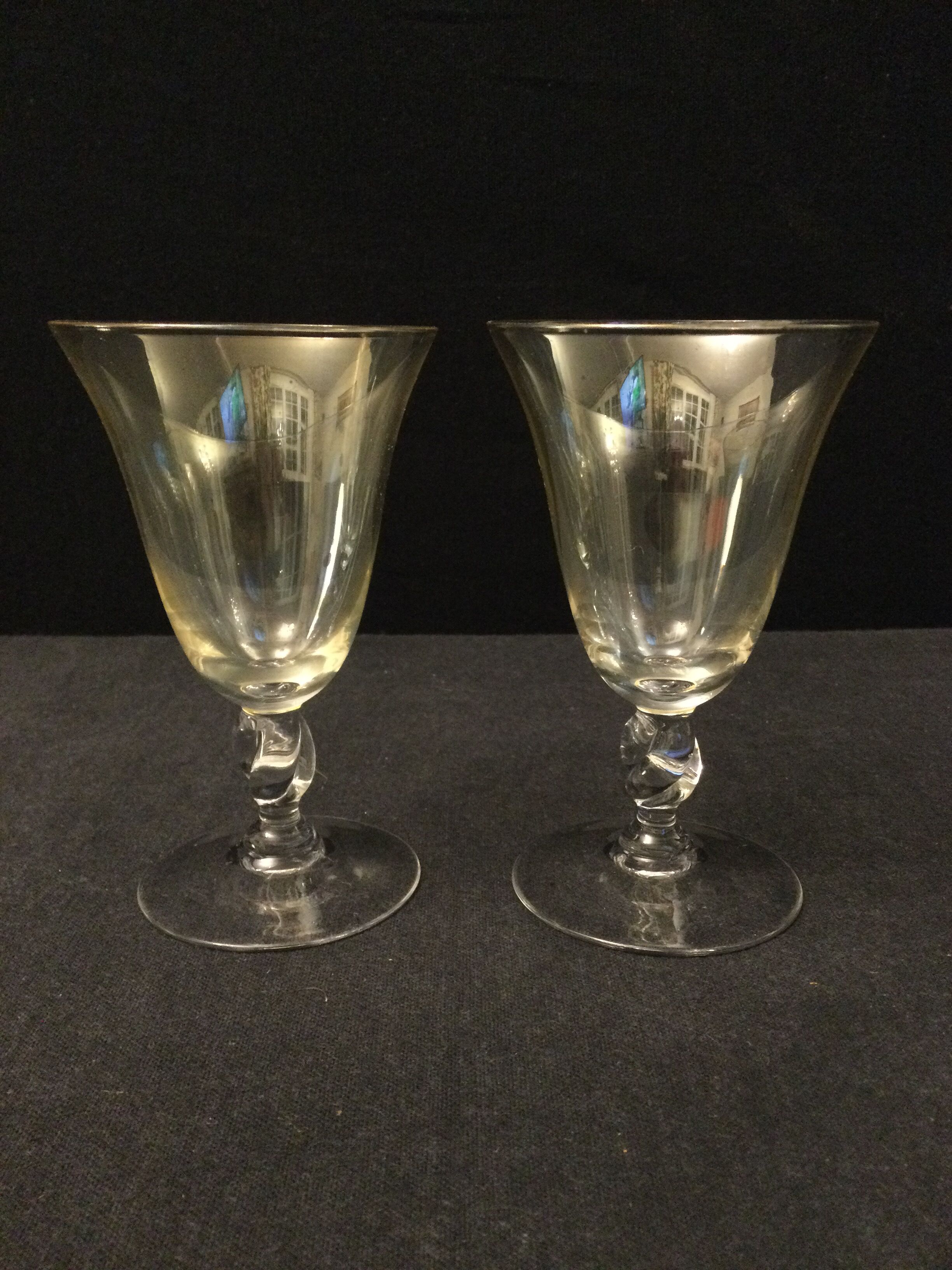 Serie de 10 verres de couleurs