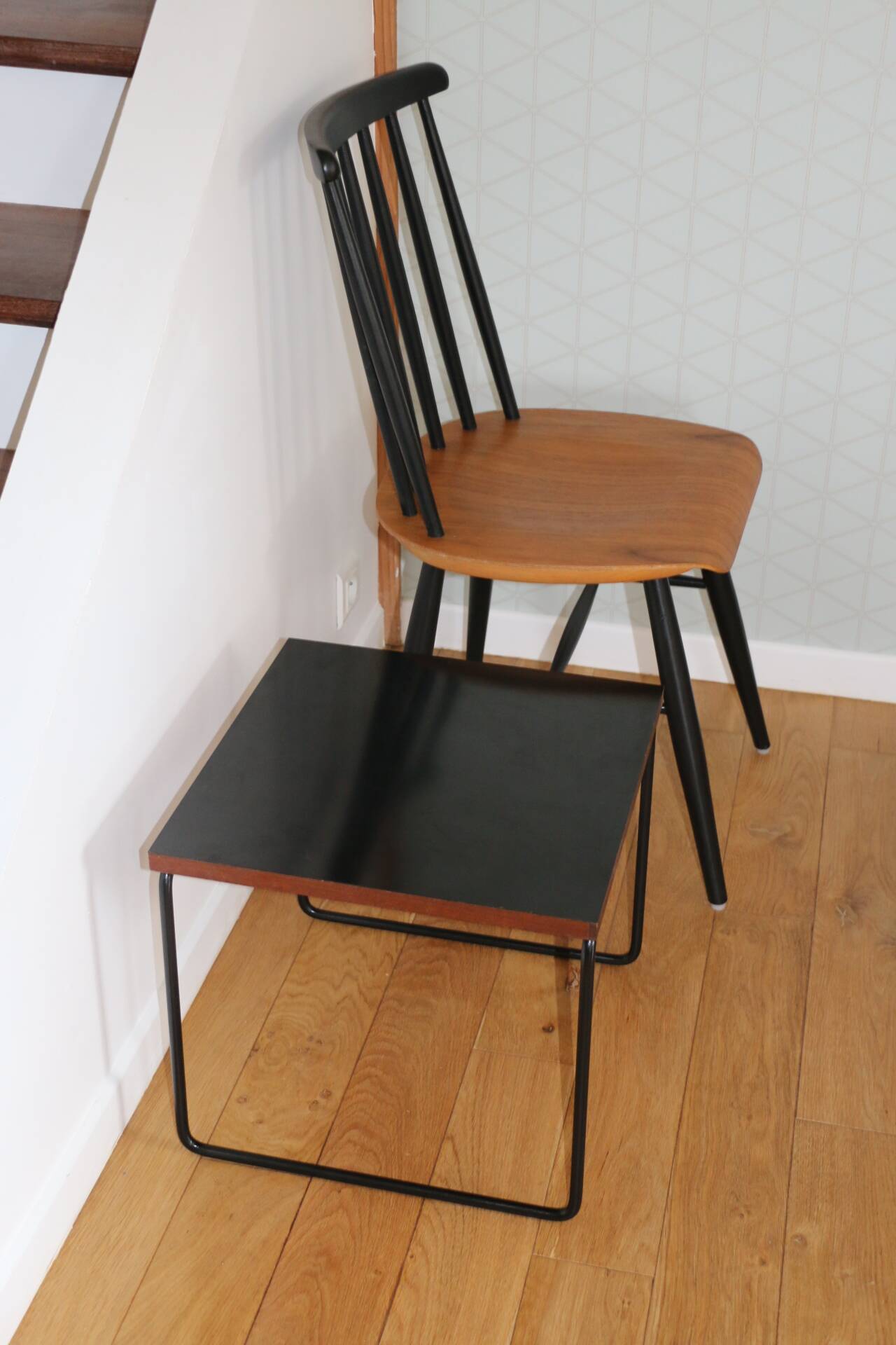 Guariche Steiner flying coffee table