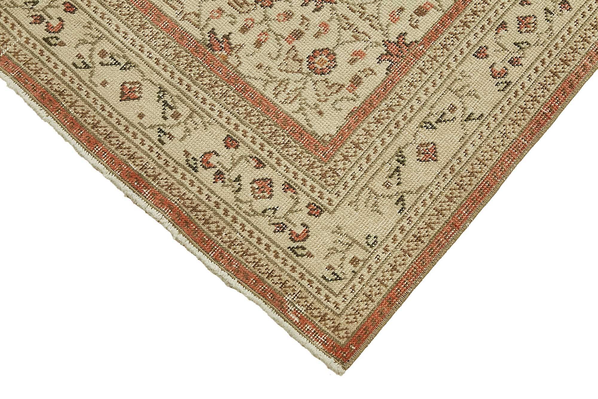 Turkish Vintage Anatolian Rug 116 cm x 175 cm