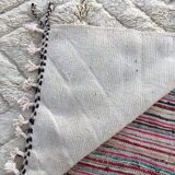 Handwoven Moroccan wool rug size 1.4/2.6 m.