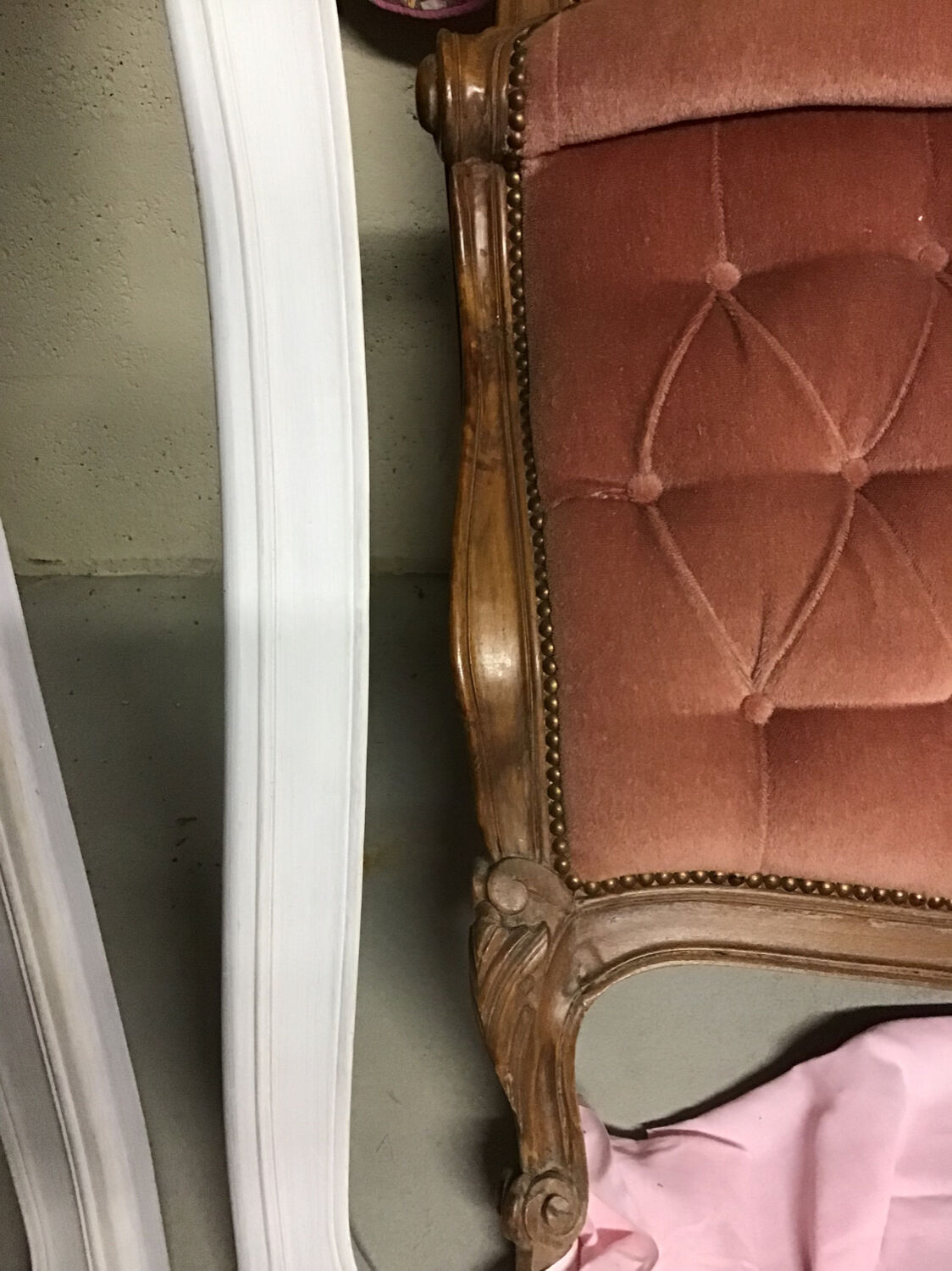 Upholstered double bed and 1 chair