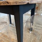 Round table with shutters
