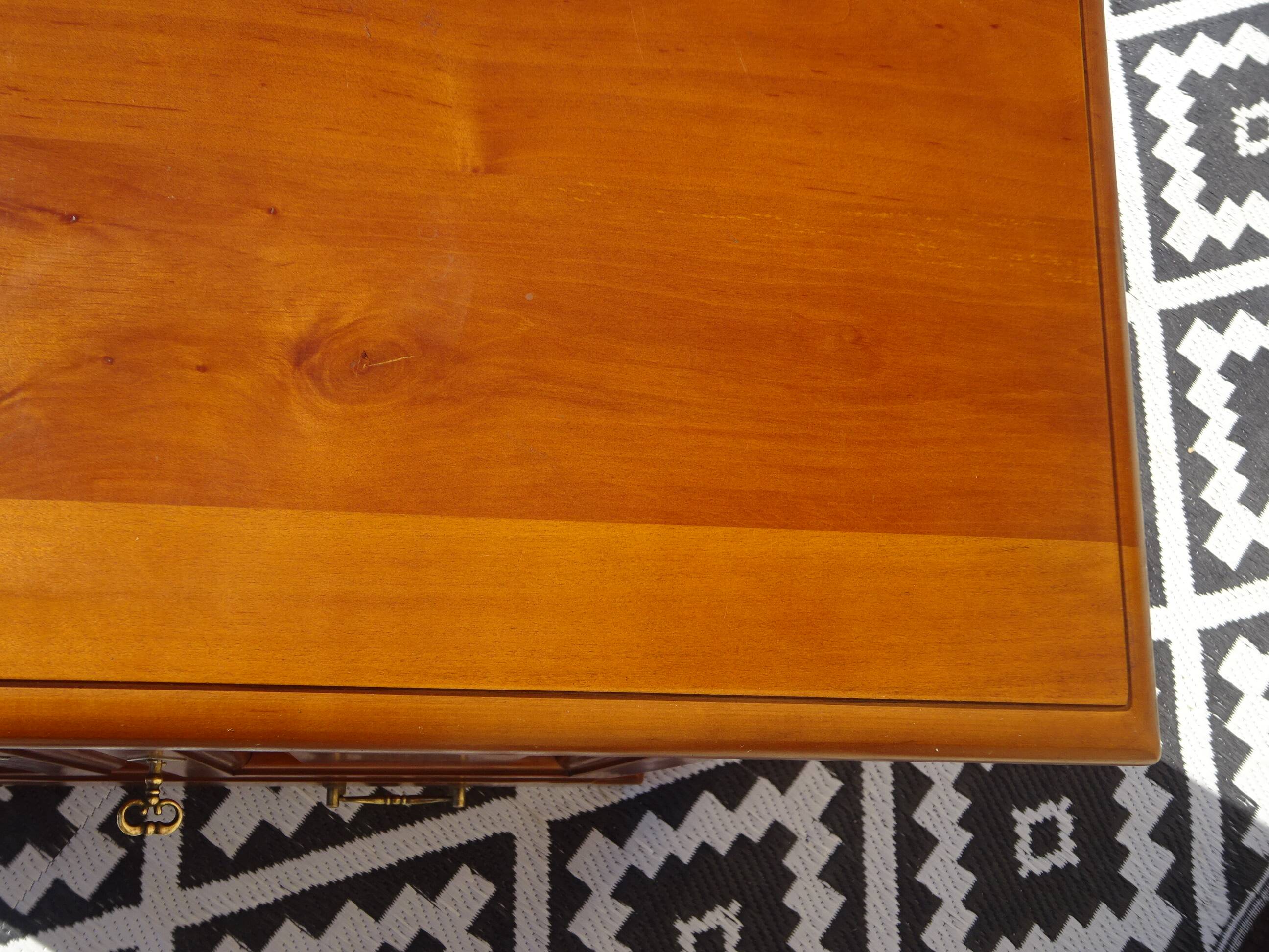 Petit meuble vintage, faible profondeur