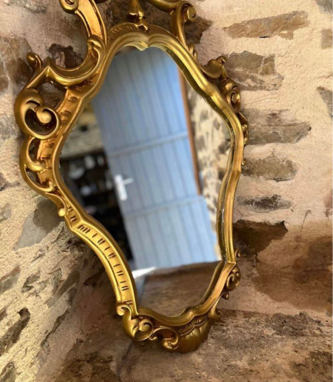 Golden mirror baroque style