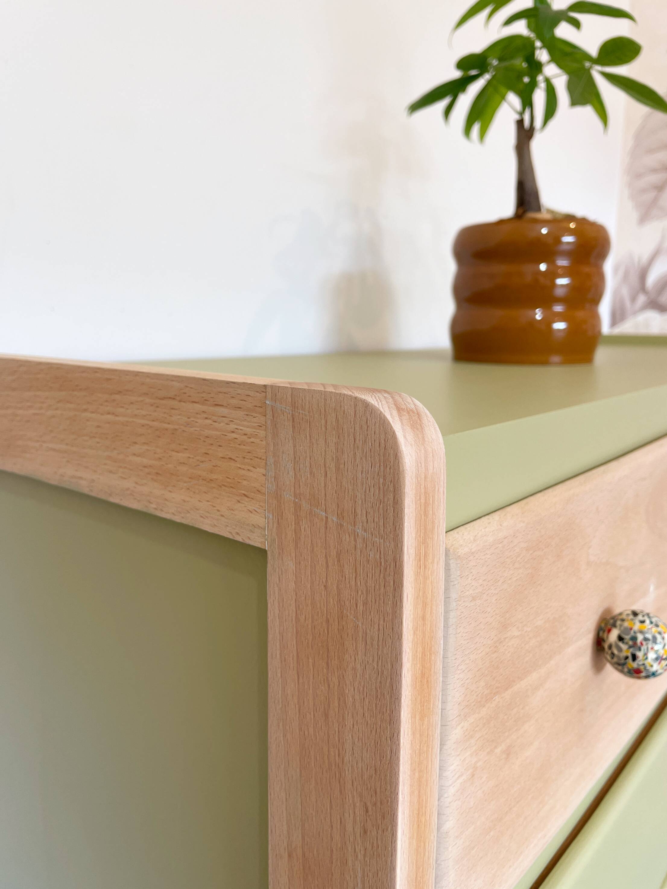 1960s commode with tapered legs.