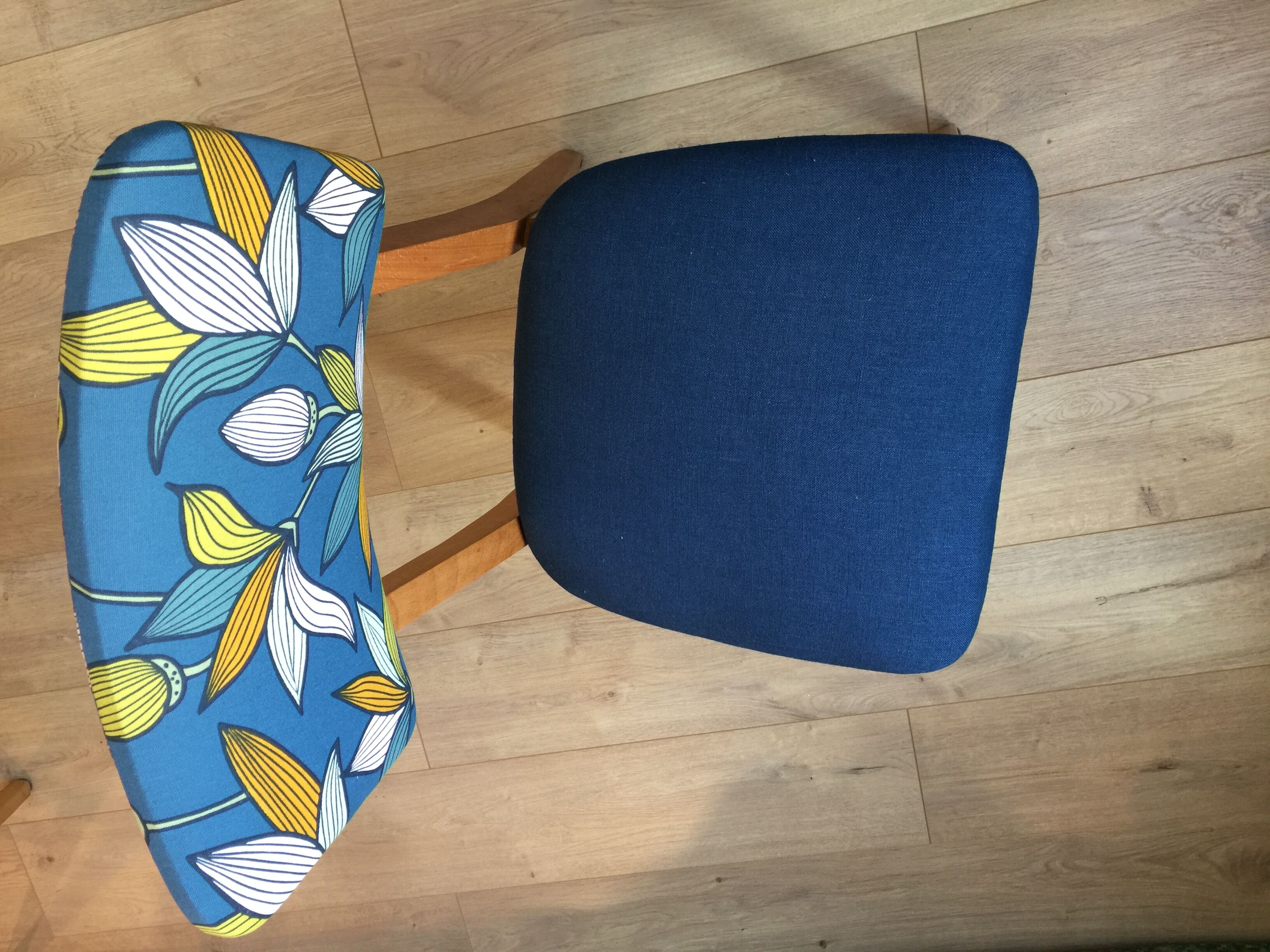 Suite of 4 refurbished Bauman chairs