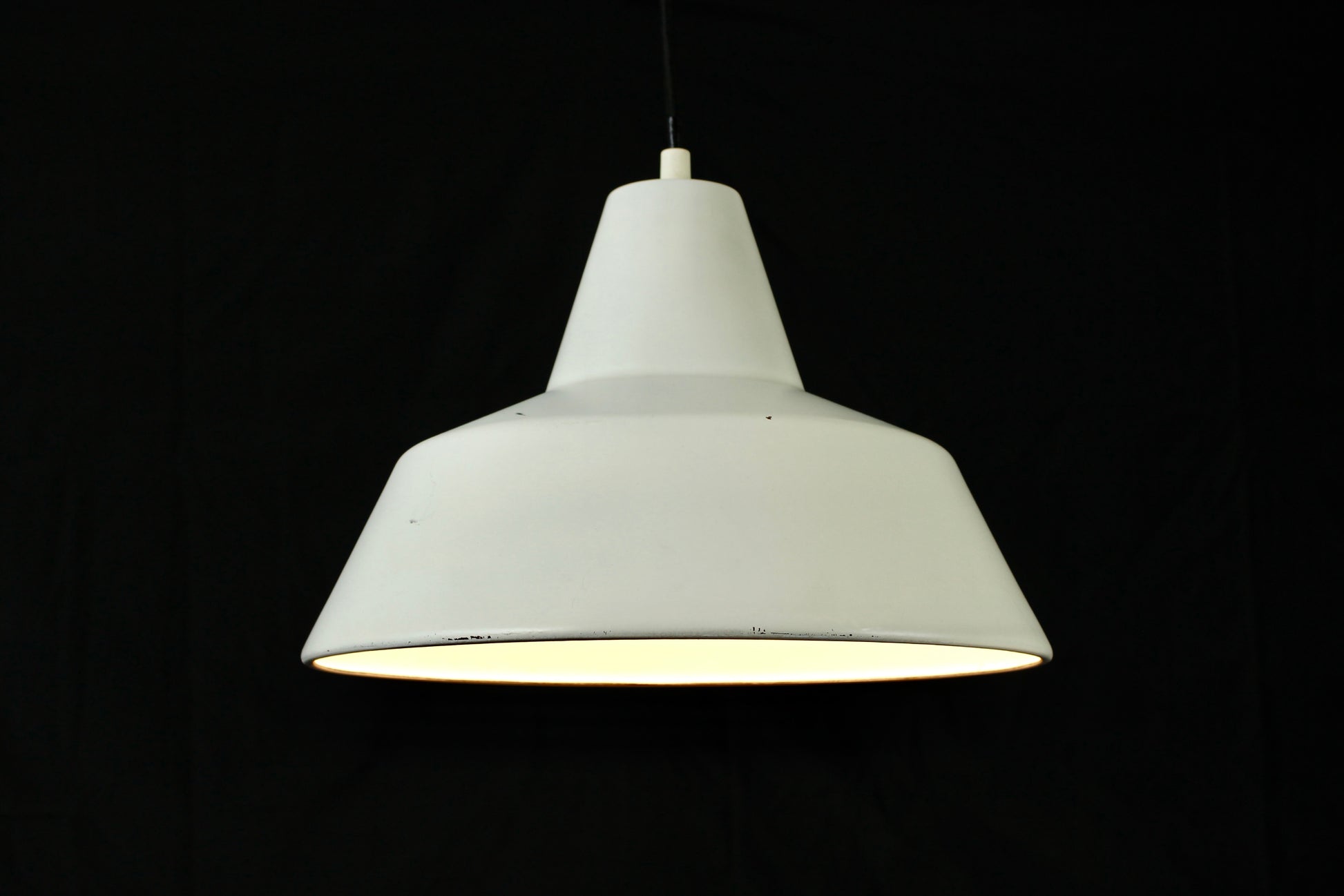 Industrial design enamel lamp Louis Poulsen Danish Design