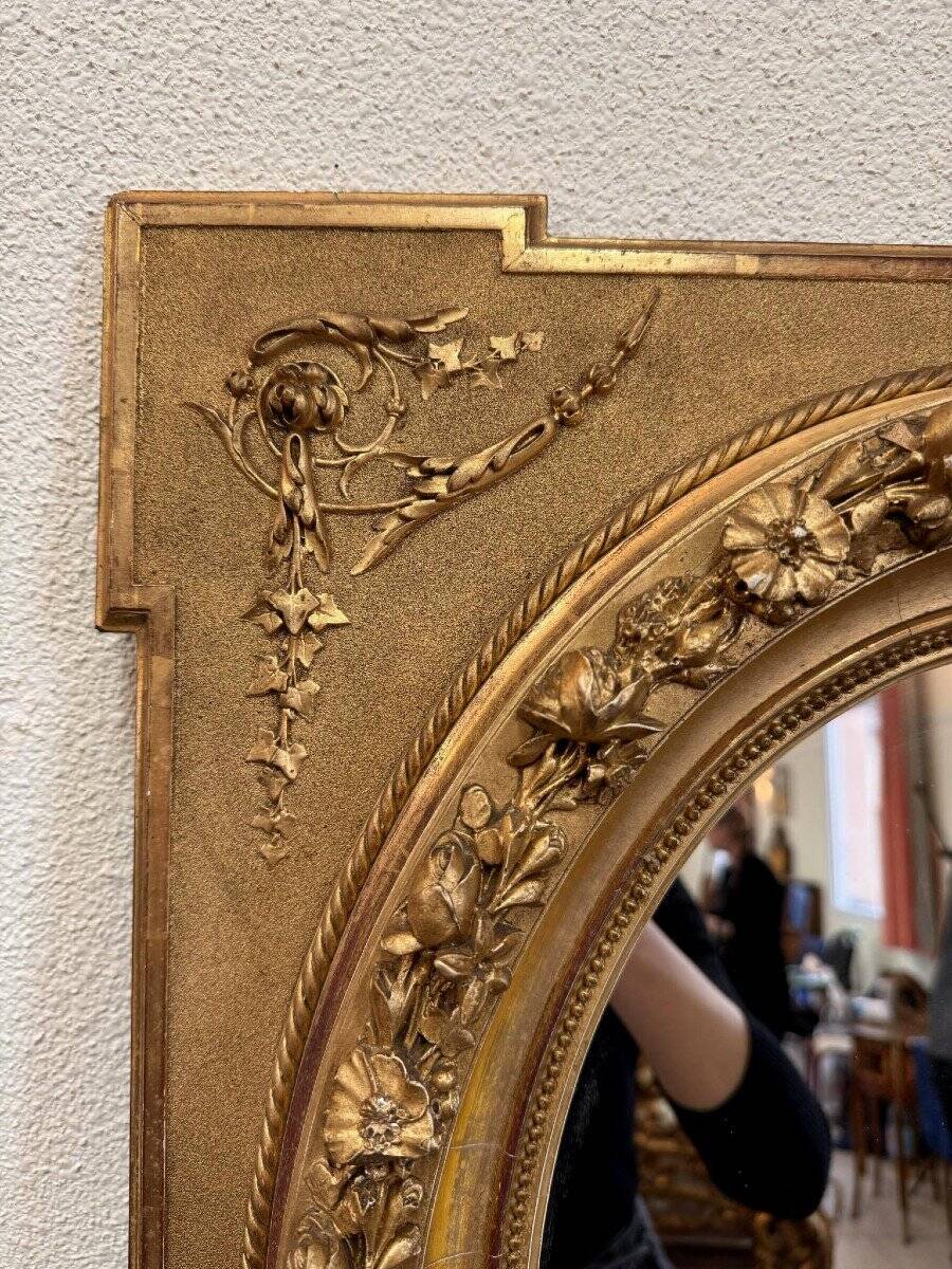 Louis XVI Style Medallion Mirror in gilded wood
