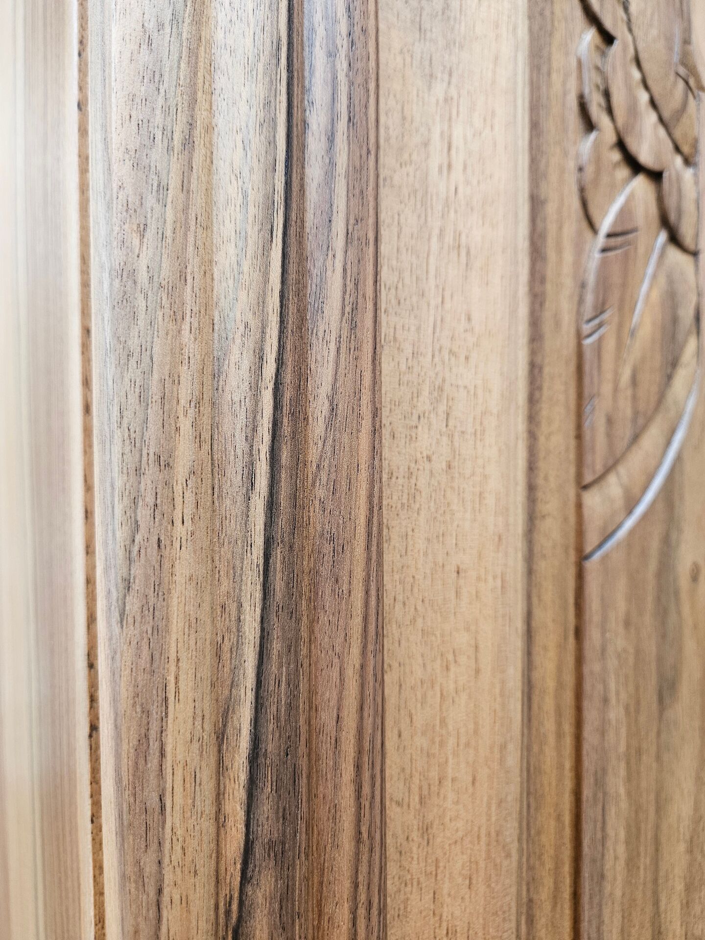 Armoire parisienne art déco