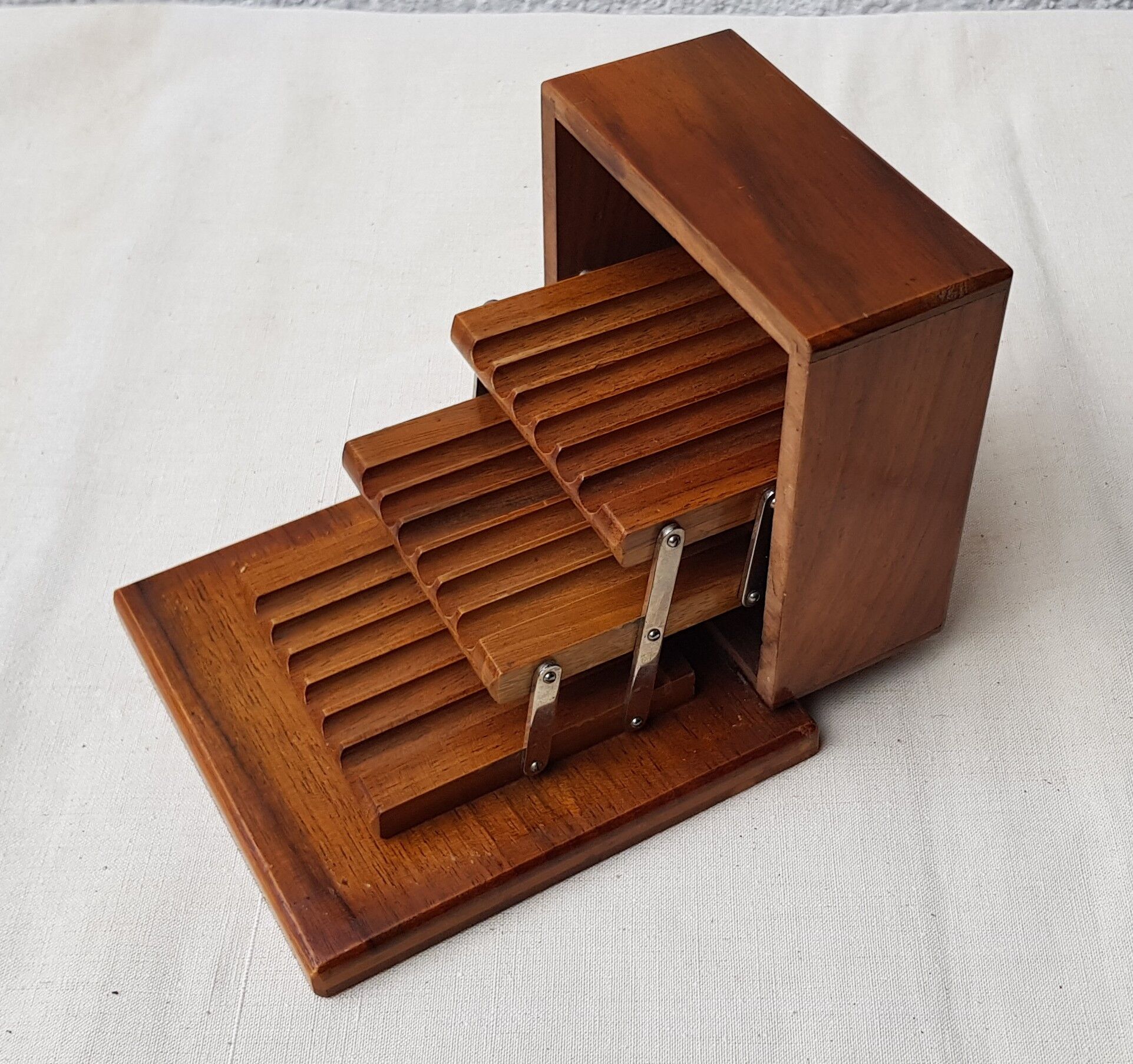 Boite à cigarettes en bois de fruitier