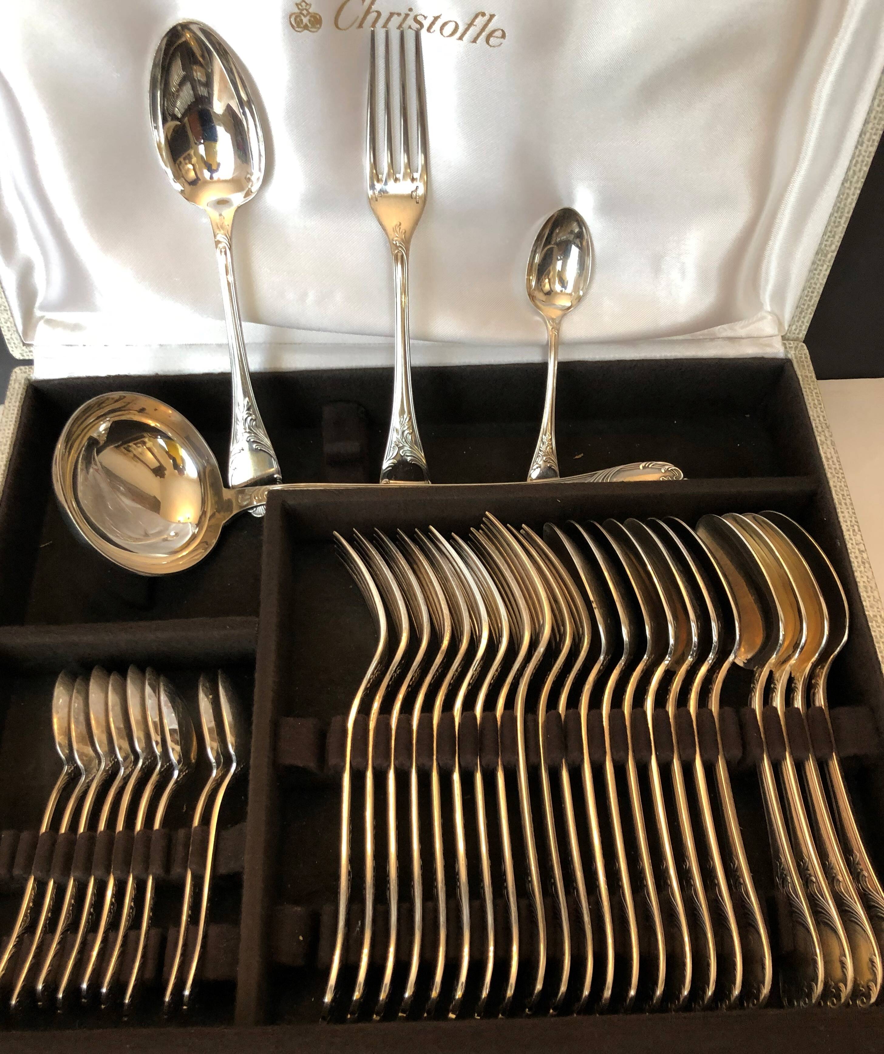 Housewife in silver metal Christofle 35 pieces