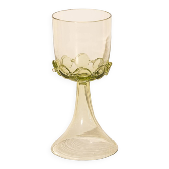 Pair of mouthblown wine goblets - chain