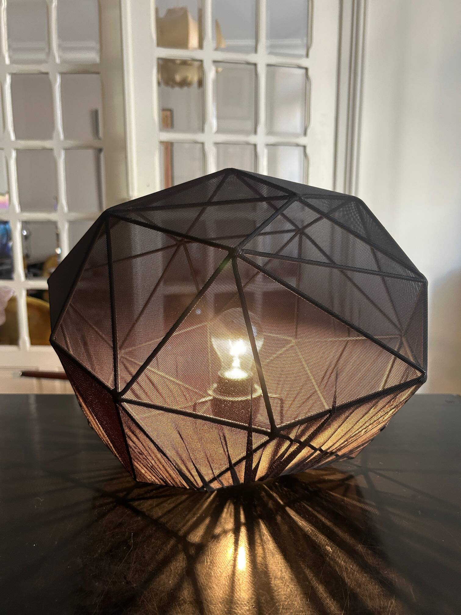 Aluminor pebble lamp