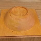 2 flared bowls in square and round wood