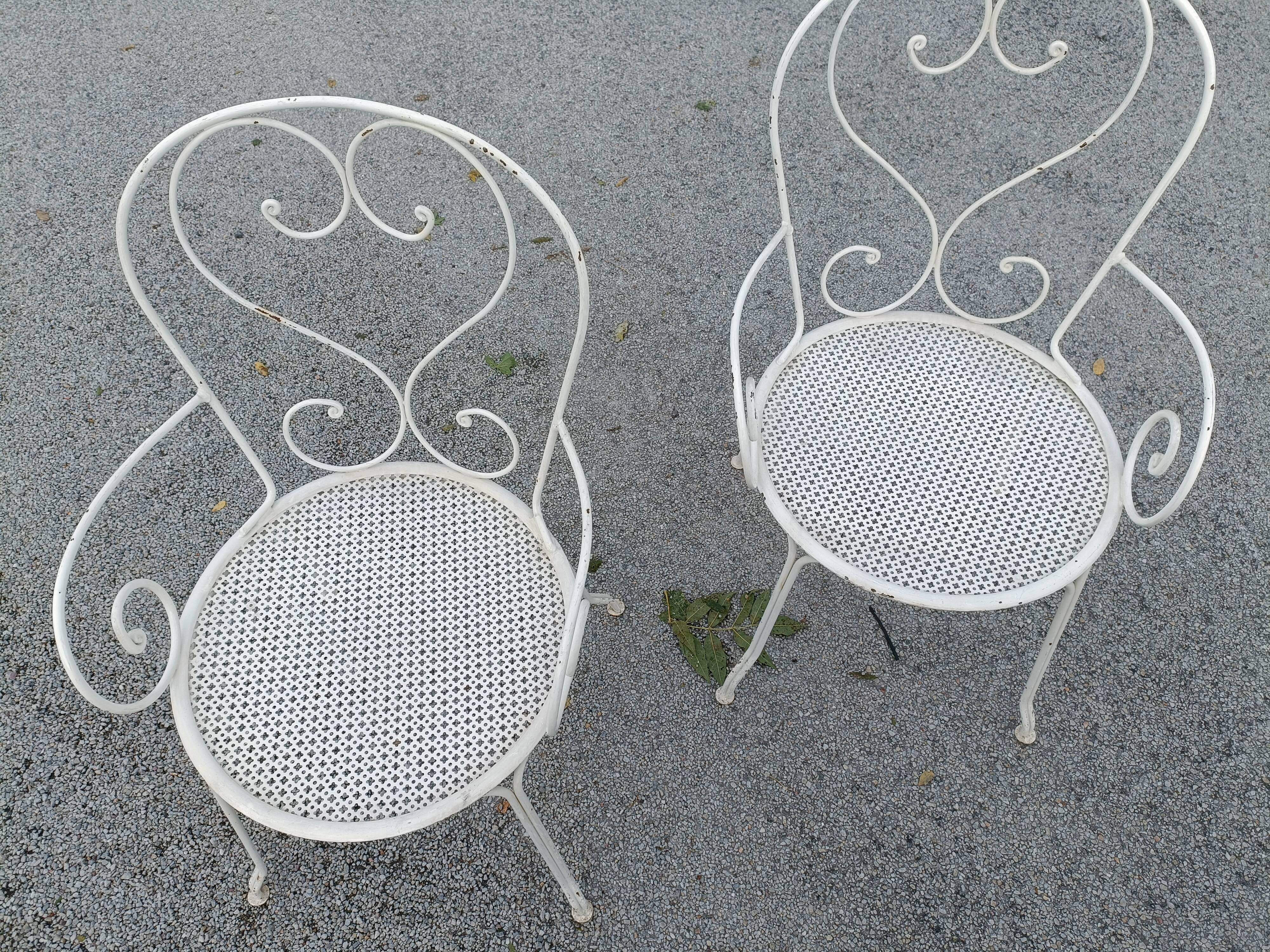 Antique garden furniture in full metal iron