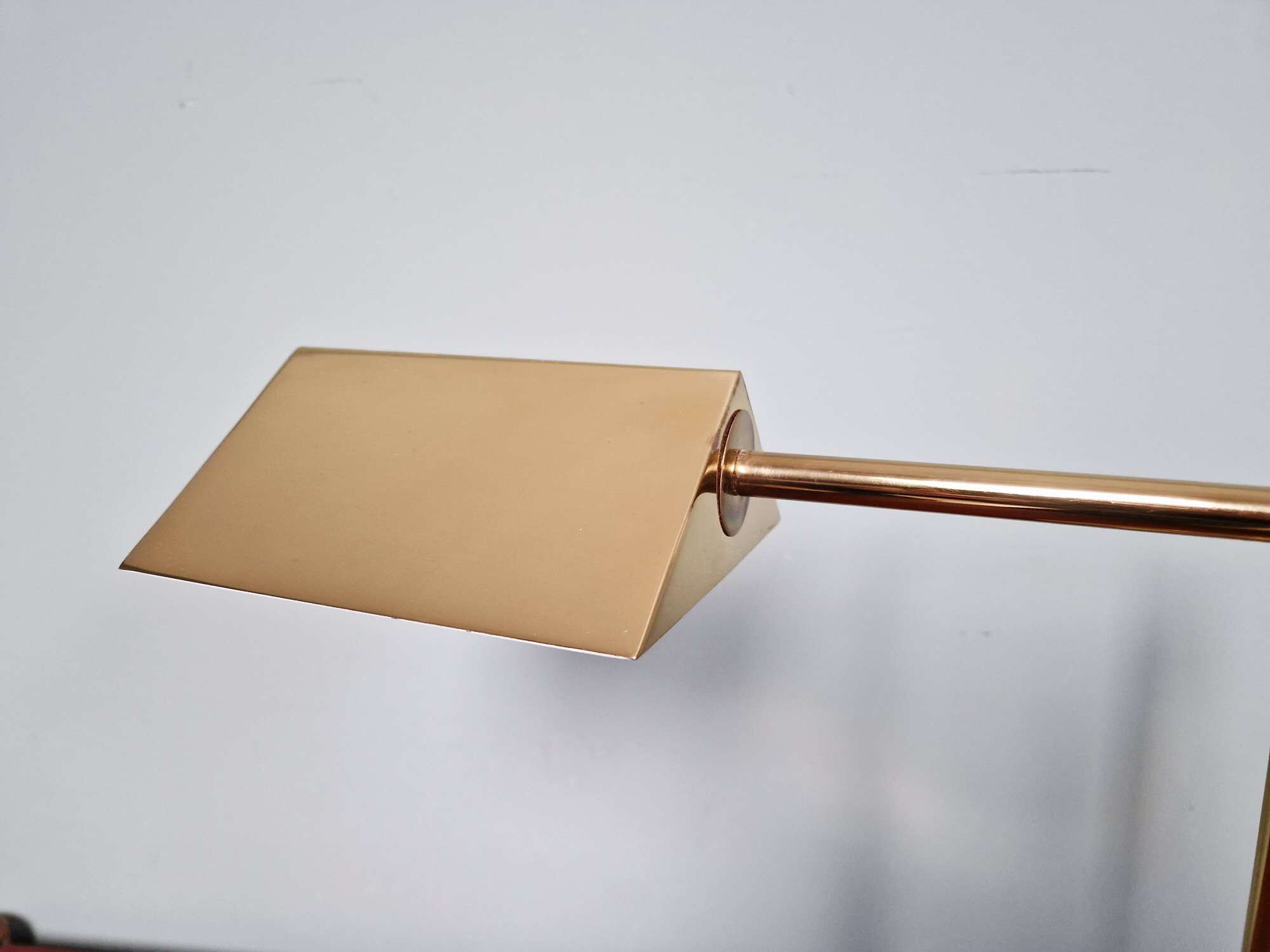 Lampe de bureau articulée en laiton, Boulanger (Belgique), 1970-80