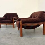 Set of mid-century lounge chairs in oak and teddy
