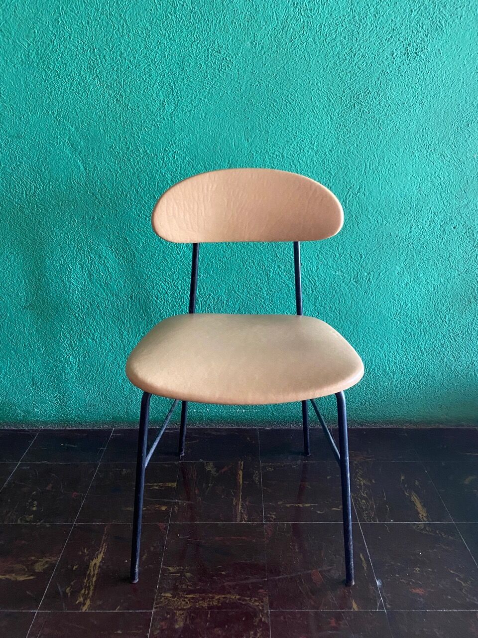 Leather chair - Italian design