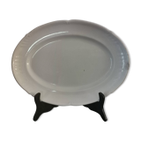Plat ovale en faïence blanc estampillée K&G, Lunéville