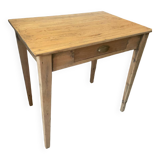 Table d'appoint ou à écrire.