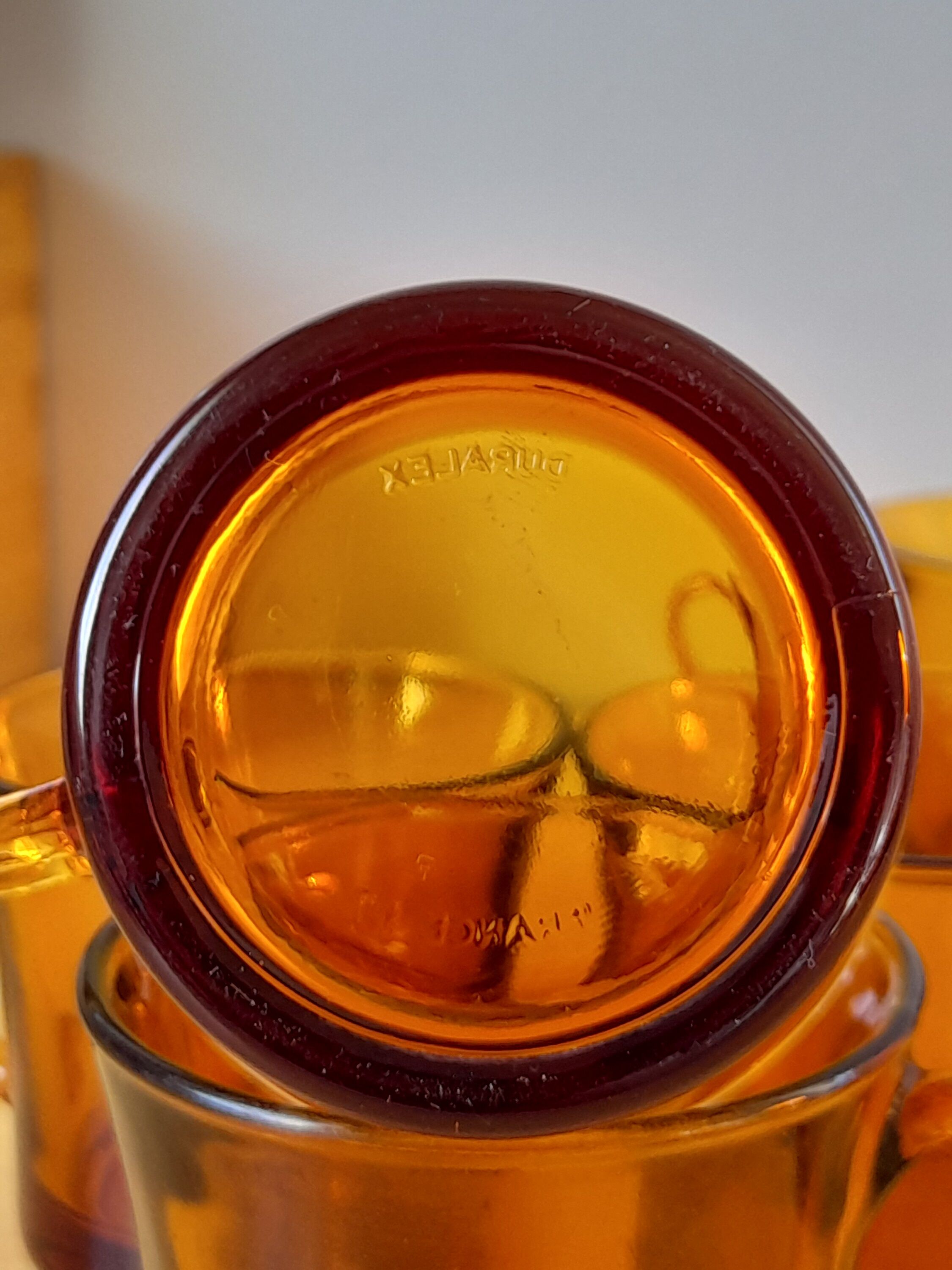 Amber arcopal cups 70s