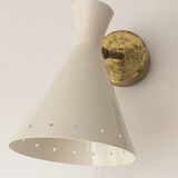 Pair of Italian wall lights in brass and lacquered iron, 1950s design.