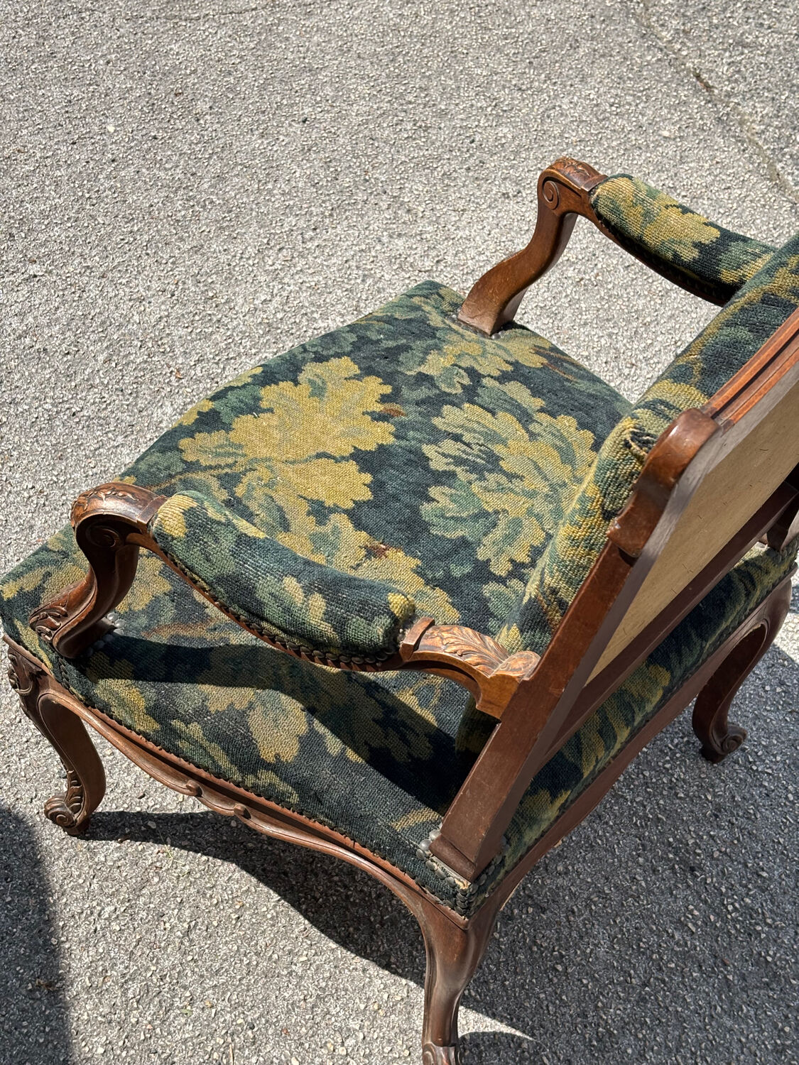 Regency armchair with plant tapestry