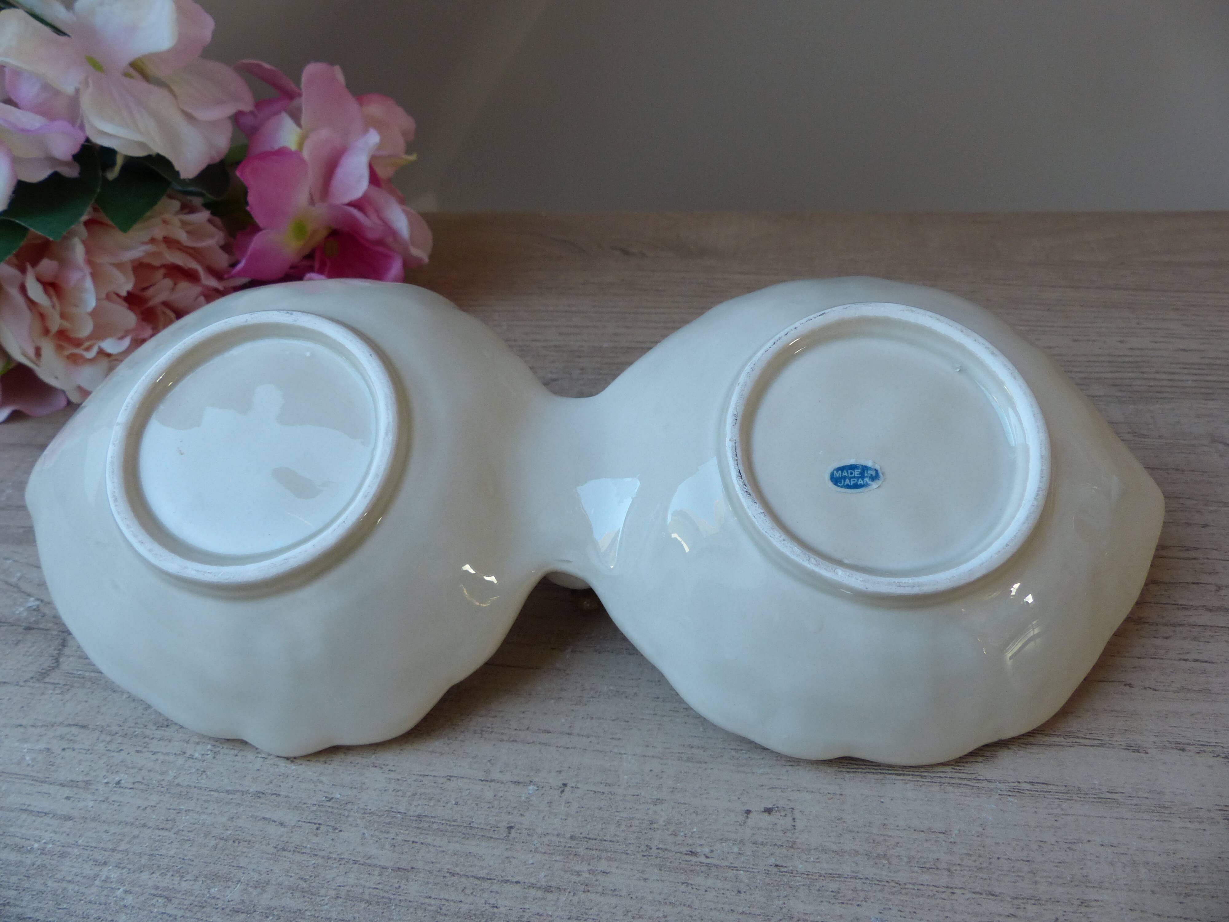 Duck serving dish in slip, serving dish for duck aperitif