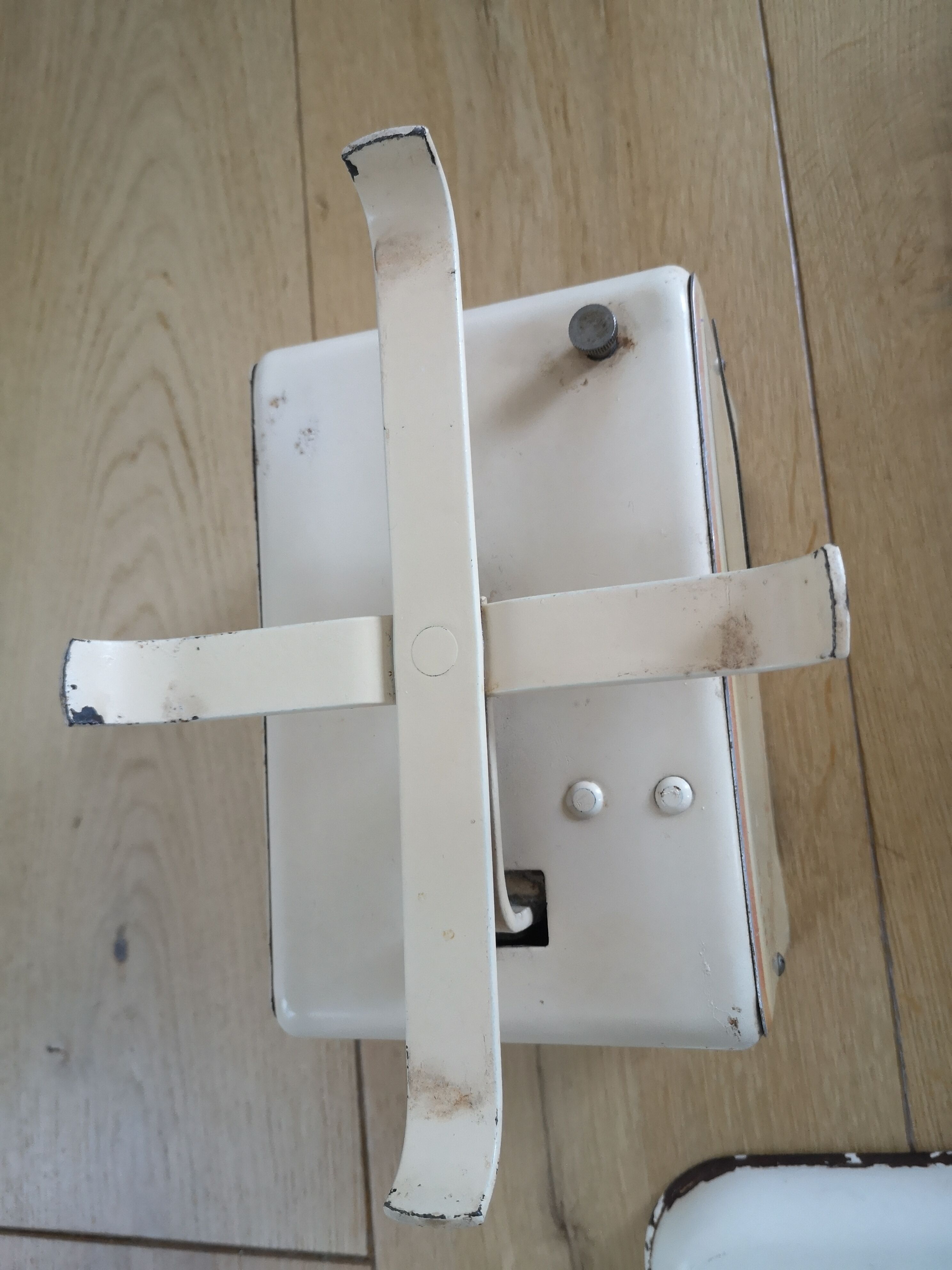 Vintage Swiss Lyssex household scale 10kgs