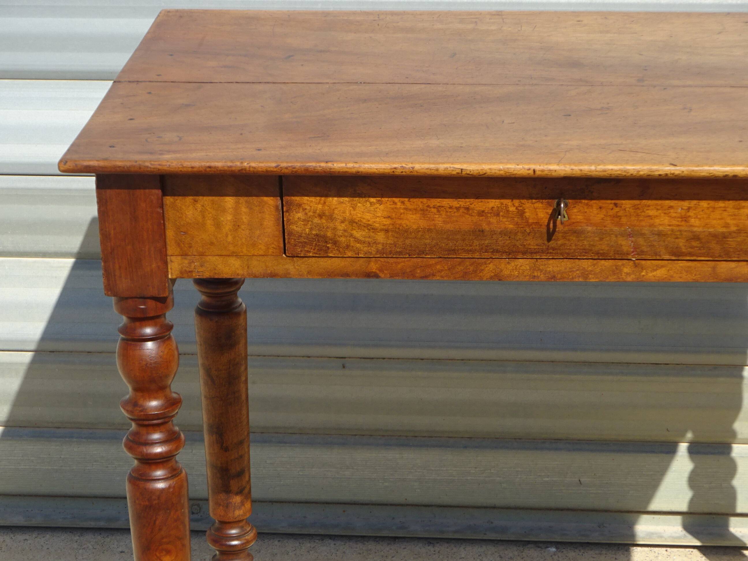 Vintage desk in solid walnut