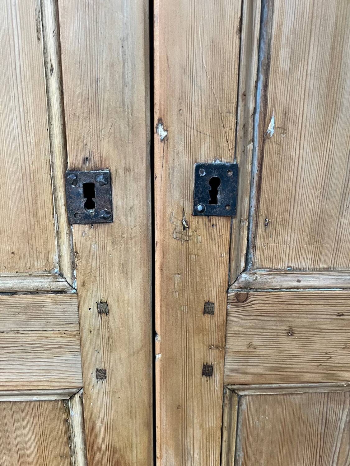 Old interior carpentry doors