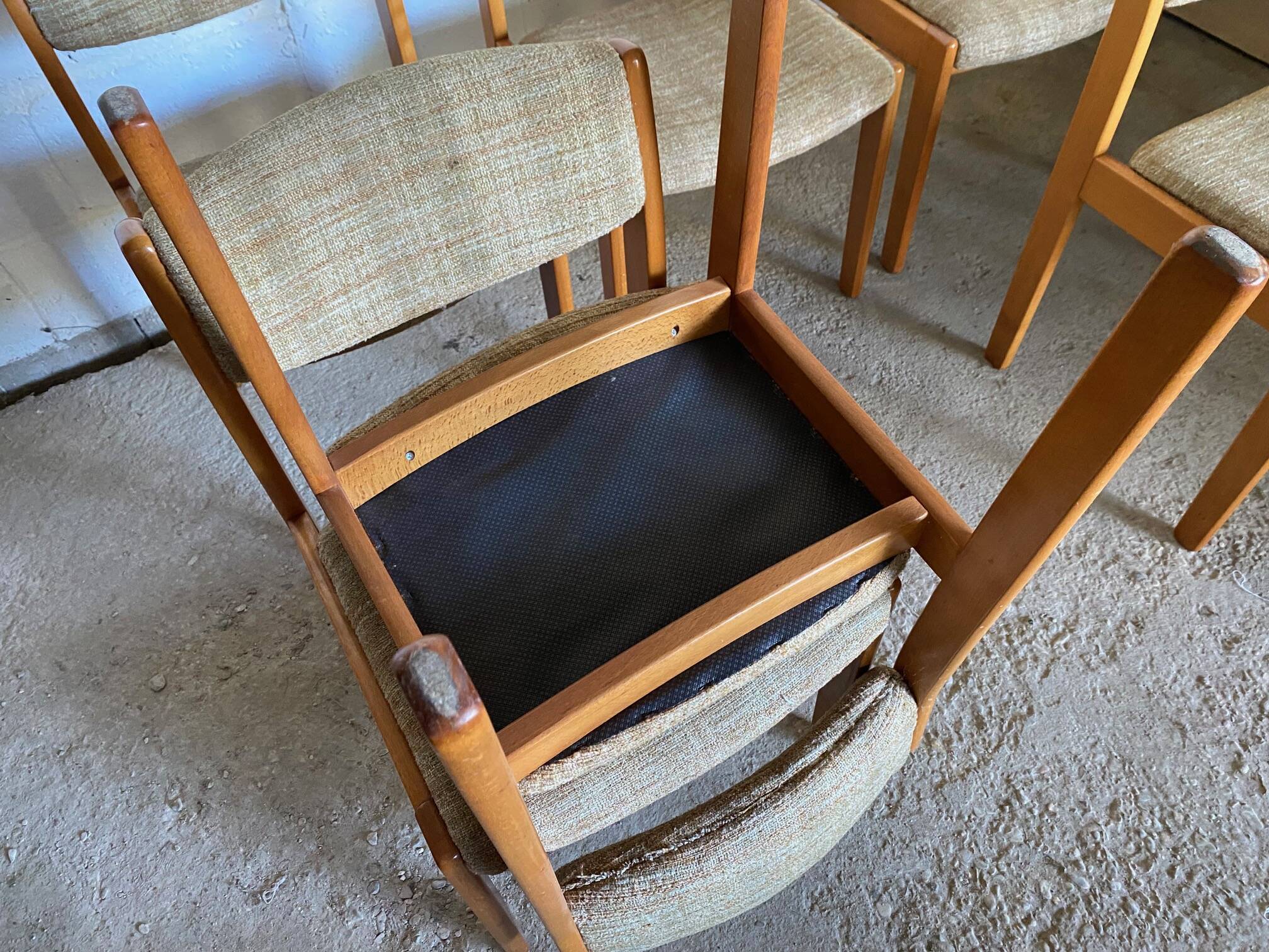 Set of 6 vintage Scandinavian chairs in wood and wool fabric an60