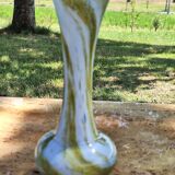 Vase in opaline