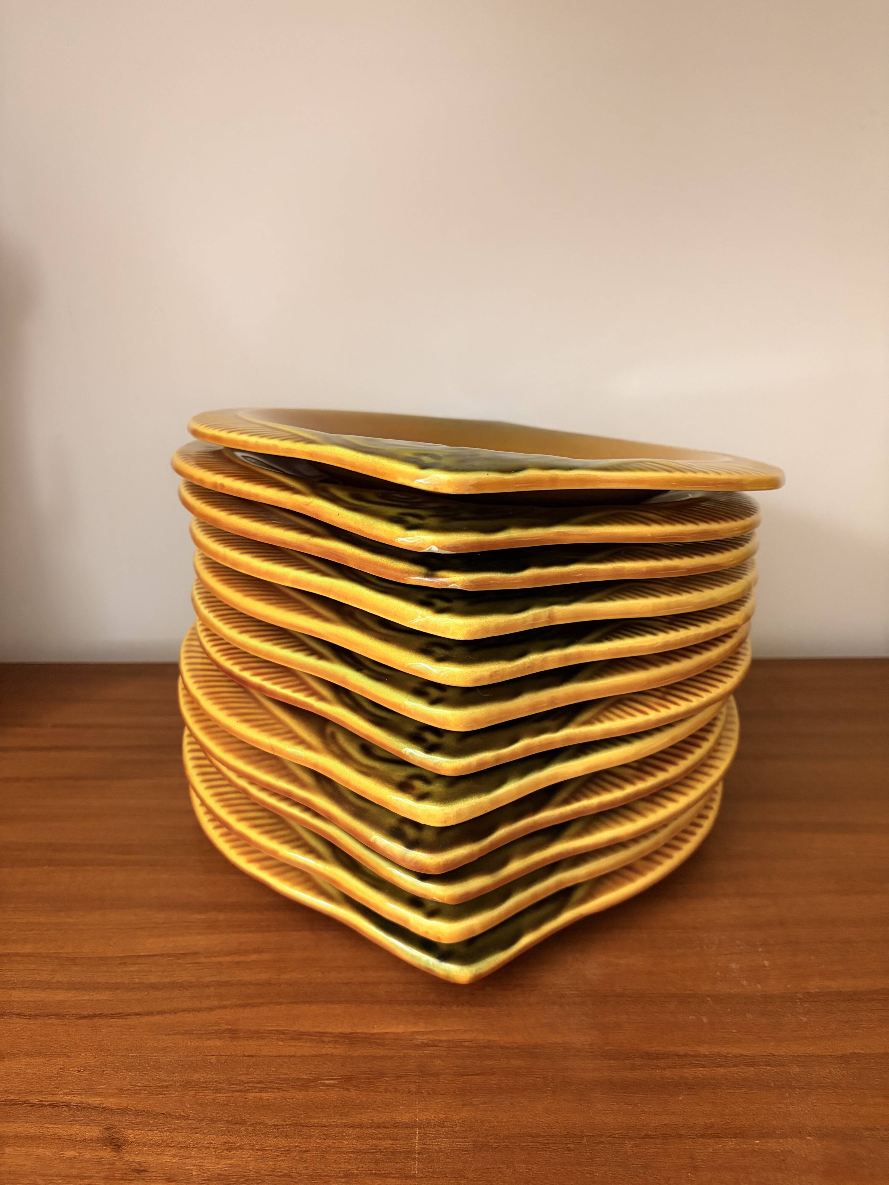 12 fish plates Vallauris in orange and green earthenware vintage 60s/70s
