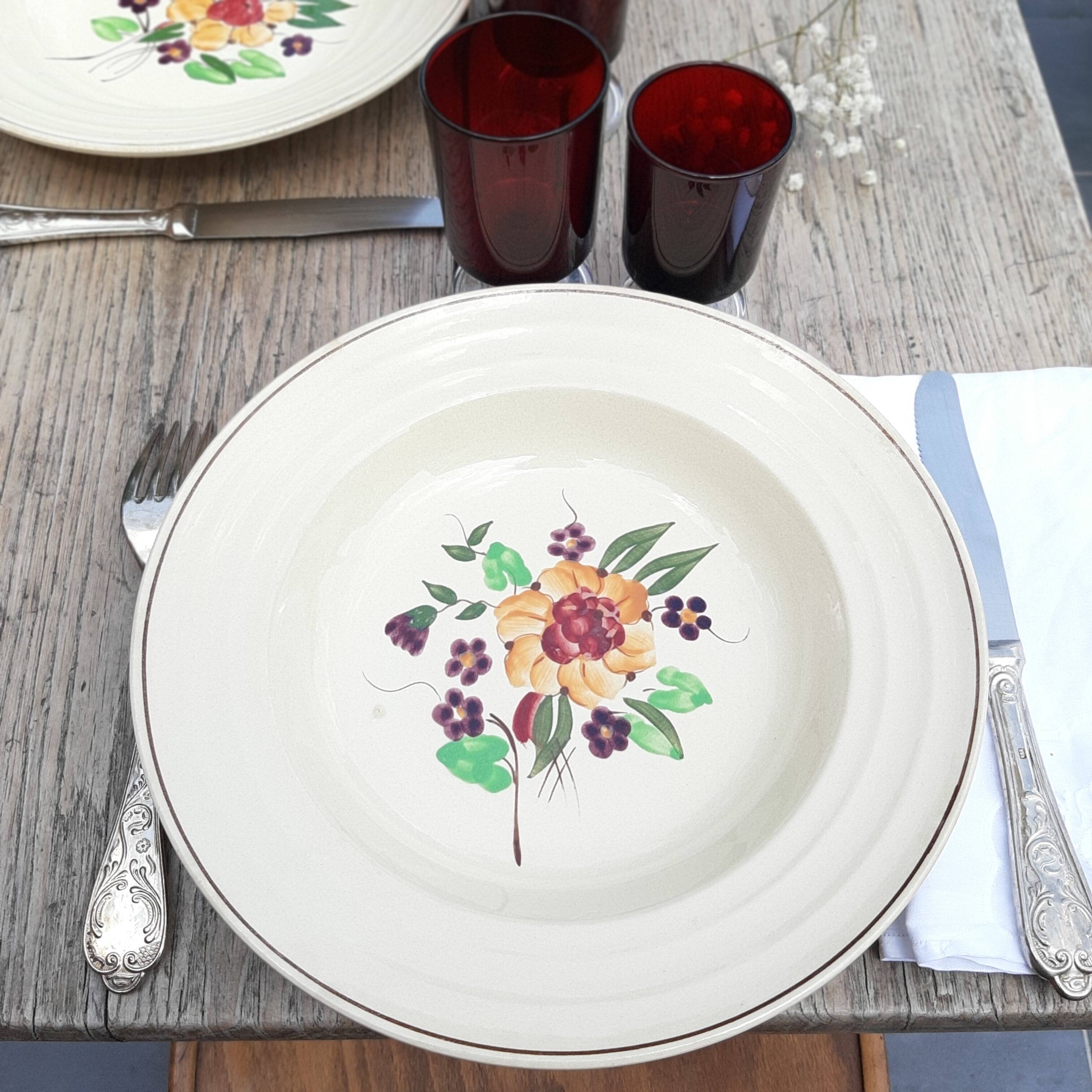 Hollow plates Boch La Louvière